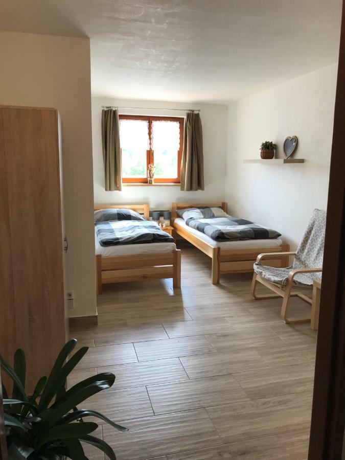 Ubytovani U Valasskych Ponozek Hovezi Extérieur photo