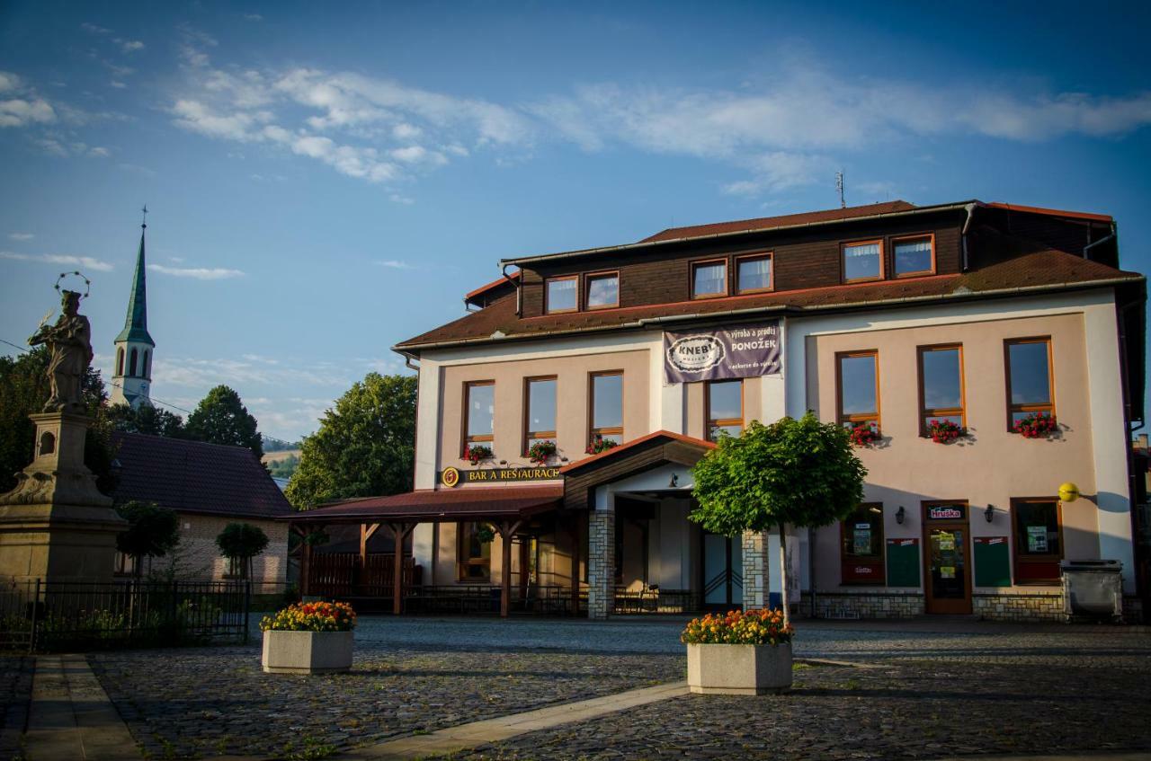 Ubytovani U Valasskych Ponozek Hovezi Extérieur photo