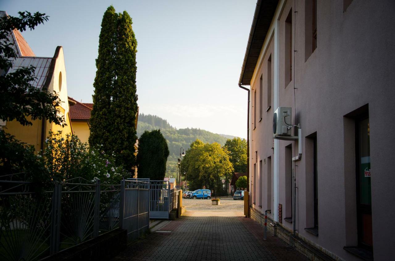 Ubytovani U Valasskych Ponozek Hovezi Extérieur photo